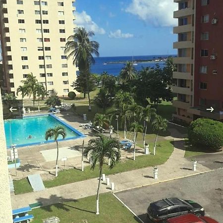 Beach-Side Condos At Turtle Beach Towers Ocho Rios Bagian luar foto
