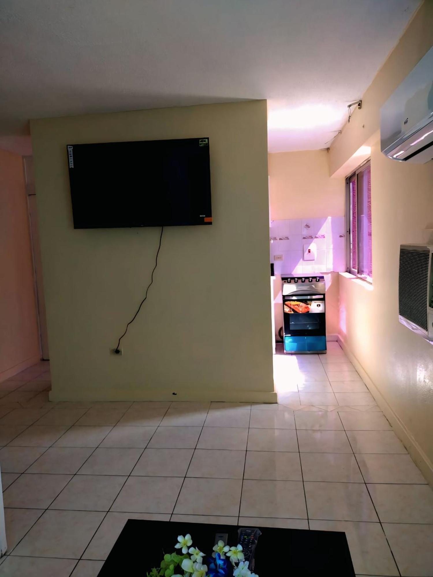 Beach-Side Condos At Turtle Beach Towers Ocho Rios Bagian luar foto
